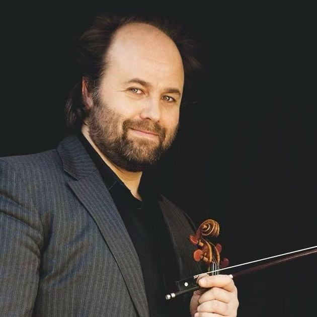 博⾥斯·库哈尔斯基Boris Kucharsky头像